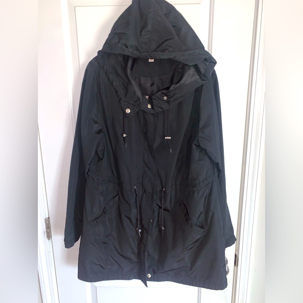 Menora windbreaker jacket